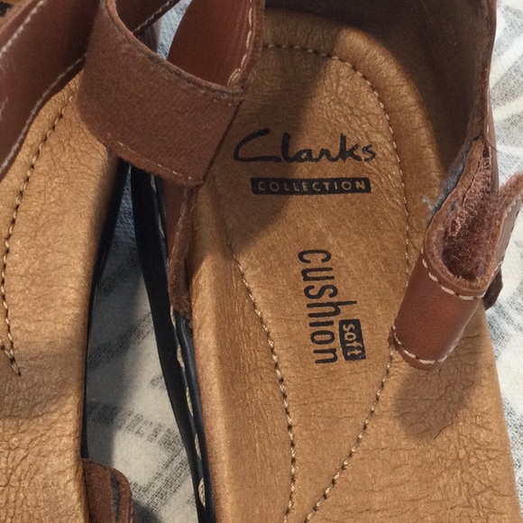 New. Clarks Mary Jane soft cushion leather shoes size 7. - Picture 2 of 8